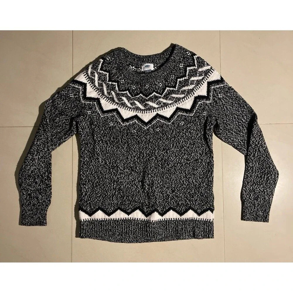 Women’s Winter Sweater Size Large